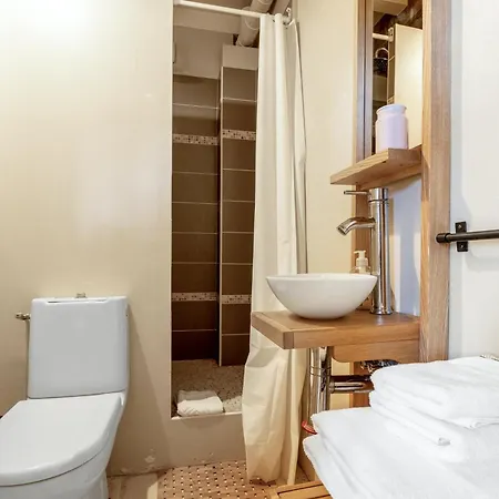 Spacieuse à Avec Piscine Privée * Sigoulès